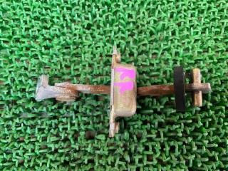 Ограничитель двери TOYOTA CAMI J122E K3-VE 68630-87401 5 ракурс