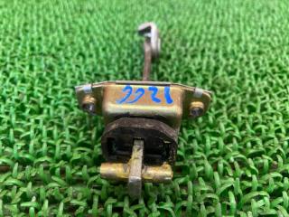 Ограничитель двери TOYOTA CAMI J122E K3-VE 68620-87401 4 ракурс