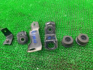 Крепление радиатора Honda Fit GP1 LDA 74171SNAA00 2 ракурс