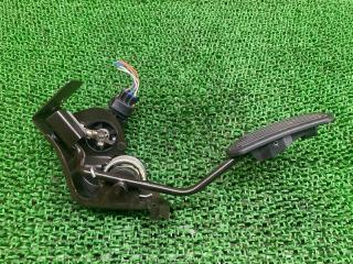 Педаль газа TOYOTA Alphard ATH10W 2AZ-FXE 78010-58010 1 ракурс Педаль газа TOYOTA Alphard ATH10W 2AZ-FXE 78010-58010 1 ракурс