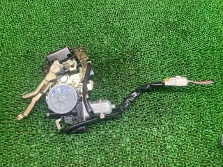 Замок багажника TOYOTA Alphard ATH10W 2AZ-FXE 69350-58010 1 ракурс