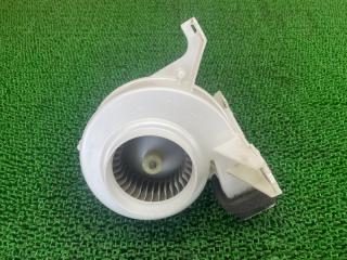 Мотор охлаждения батареи TOYOTA Alphard ATH10W 2AZ-FXE 87130-58060 1 ракурс