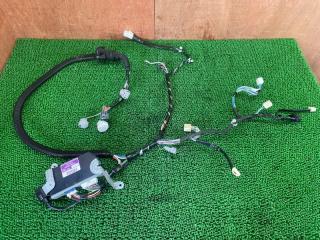 Блок управления дверьми TOYOTA Alphard ATH10W 2AZ-FXE 85980-58030 1 ракурс