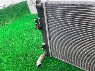 Радиатор основной NISSAN LEAF ZE0 EM61 214103NA0A 2 ракурс Радиатор основной NISSAN LEAF ZE0 EM61 214103NA0A 2 ракурс