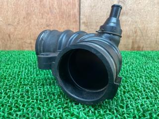 Патрубок воздушного фильтра TOYOTA Alphard ATH10W 2AZ-FXE 17881-28110 5 ракурс Патрубок воздушного фильтра TOYOTA Alphard ATH10W 2AZ-FXE 17881-28110 5 ракурс