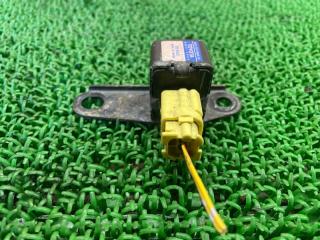 Датчик удара TOYOTA Alphard ATH10W 2AZ-FXE G4845-58010 2 ракурс
