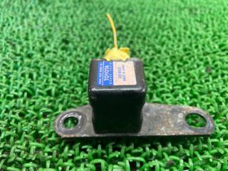 Датчик удара TOYOTA Alphard ATH10W 2AZ-FXE G4845-58010 4 ракурс
