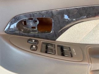 Обшивка дверей правая передняя TOYOTA Alphard ATH10W 2AZ-FXE 67610-58070-A0 3 ракурс