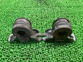 Крепление стабилизатора переднее NISSAN X-TRAIL NT31 MR20DE 54614JY00A 1 ракурс