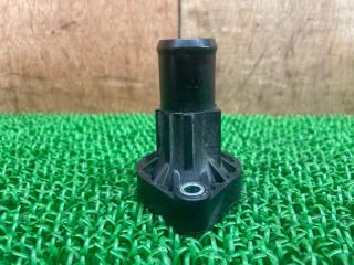 Корпус термостата DAIHATSU MIRA E:S LA350S KF-VE 16321B2010 2 ракурс Корпус термостата DAIHATSU MIRA E:S LA350S KF-VE 16321B2010 2 ракурс