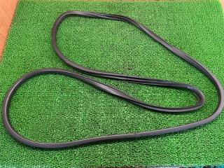 Уплотнение двери правое переднее NISSAN Elgrand PNE52 VQ35DE 769221JB0A 1 ракурс