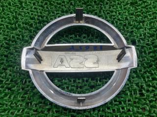 Эмблема передняя NISSAN Elgrand PNE52 VQ35DE 628891JB0A 2 ракурс