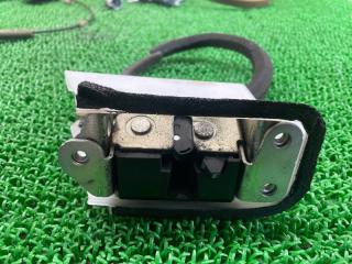 Замок двери правый задний NISSAN Elgrand PNE52 VQ35DE 825041JB0B 2 ракурс