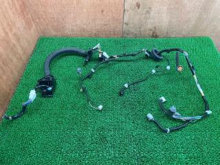 Проводка двери правая задняя NISSAN Elgrand PNE52 VQ35DE 241261JB1A 1 ракурс