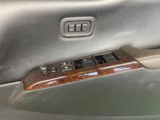 Обшивка дверей правая передняя NISSAN Elgrand PNE52 VQ35DE 809001JB2A 2 ракурс