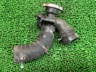 Горловина радиатора NISSAN Elgrand PNE52 VQ35DE 21517JP00A 1 ракурс