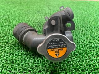 Горловина радиатора NISSAN Elgrand PNE52 VQ35DE 21517JP00A 3 ракурс