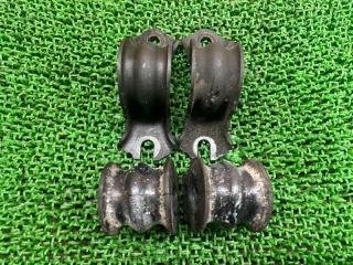 Крепление стабилизатора переднее NISSAN Elgrand PNE52 VQ35DE 546141AA0A 2 ракурс