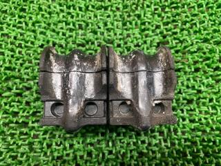 Крепление стабилизатора переднее NISSAN Elgrand PNE52 VQ35DE 546141AA0A 3 ракурс