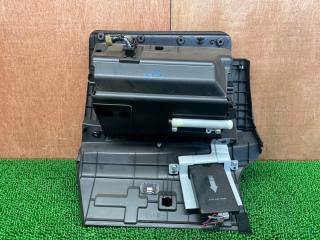 Бардачок левый NISSAN Elgrand PNE52 VQ35DE 685001JB0B 5 ракурс