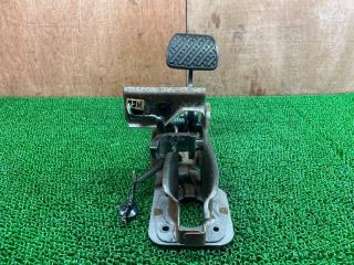 Педаль тормоза NISSAN Elgrand PNE52 VQ35DE 465011JB0B 2 ракурс