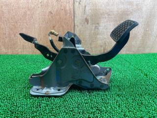 Педаль тормоза NISSAN Elgrand PNE52 VQ35DE 465011JB0B 3 ракурс