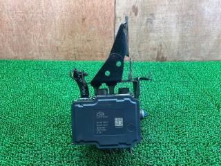Блок abs NISSAN Elgrand PNE52 VQ35DE 476601JB2C 5 ракурс
