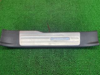 Накладка на порог левая передняя NISSAN Elgrand PNE52 VQ35DE 769521JB0B 1 ракурс
