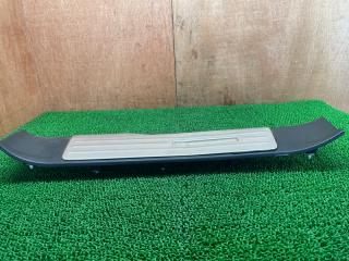 Накладка на порог левая передняя NISSAN Elgrand PNE52 VQ35DE 769521JB0B 2 ракурс