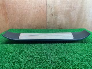 Накладка на порог правая передняя NISSAN Elgrand PNE52 VQ35DE 769511JB0B 2 ракурс