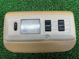 Светильник салона TOYOTA LAND CRUISER PRADO LJ78G 2L-TE 81260-60010-08 1 ракурс