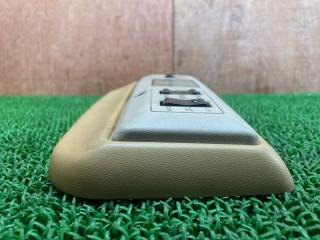 Светильник салона TOYOTA LAND CRUISER PRADO LJ78G 2L-TE 81260-60010-08 3 ракурс