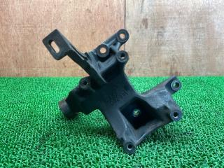Крепление компрессора кондиционера TOYOTA LAND CRUISER PRADO LJ78G 2L-TE 88431-60180 5 ракурс