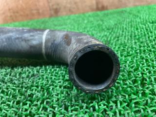 Патрубок радиатора TOYOTA LAND CRUISER PRADO LJ78G 2L-TE 16572-54350 3 ракурс