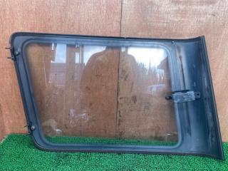 Стекло собачника правое заднее TOYOTA LAND CRUISER PRADO LJ78G 2L-TE 62710-60110 3 ракурс
