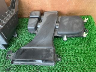 Корпус воздушного фильтра LEXUS RX450h GYL25W 2GR-FXS 1770031B30 2 ракурс