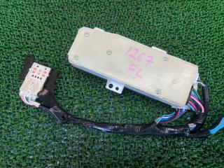 Кнопка LEXUS RX450h GYL25W 2GR-FXS 8407048090 2 ракурс