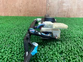 Кнопка LEXUS RX450h GYL25W 2GR-FXS 8407048110 5 ракурс
