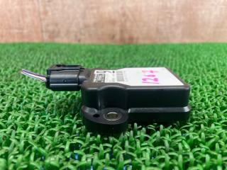 Датчик курсовой устойчивости LEXUS RX450h GYL25W 2GR-FXS 89183-48020 3 ракурс