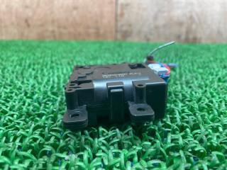 Сервопривод заслонок печки LEXUS RX450h GYL25W 2GR-FXS 8710628230 2 ракурс Сервопривод заслонок печки LEXUS RX450h GYL25W 2GR-FXS 8710628230 2 ракурс