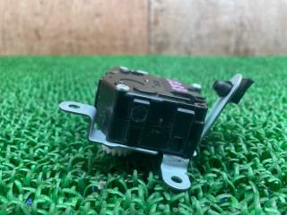 Сервопривод заслонок печки LEXUS RX450h GYL25W 2GR-FXS 8710648210 2 ракурс Сервопривод заслонок печки LEXUS RX450h GYL25W 2GR-FXS 8710648210 2 ракурс