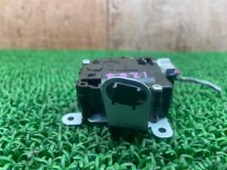 Сервопривод заслонок печки LEXUS RX450h GYL25W 2GR-FXS 8710648210 5 ракурс Сервопривод заслонок печки LEXUS RX450h GYL25W 2GR-FXS 8710648210 5 ракурс