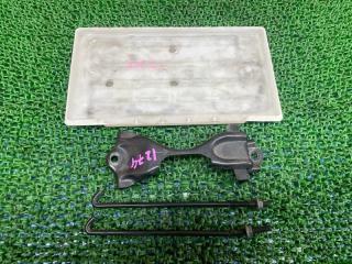 Крепление аккумулятора NISSAN X-Trail NT31 MR20DE 244204M800 1 ракурс