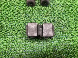 Крепление стабилизатора переднее NISSAN X-Trail NT31 MR20DE 54614EN000 4 ракурс
