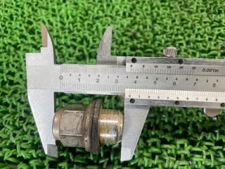 Гайка на колесо Lexus IS250 GSE20 4GR-FSE 90942-01033 2 ракурс