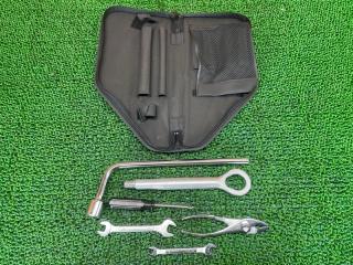 Ящик под инструменты Lexus IS250 GSE20 4GR-FSE 09120-53010 1 ракурс