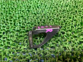 Петля замка багажника Lexus IS250 GSE20 4GR-FSE 64620-53010 2 ракурс