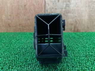 Решетка вентиляционная левая NISSAN SKYLINE V35 VQ25DD 687517W001 3 ракурс