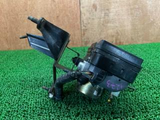 Блок abs NISSAN SKYLINE V35 VQ25DD 47660AL567 2 ракурс