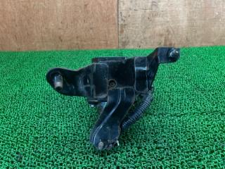 Блок abs NISSAN SKYLINE V35 VQ25DD 47660AL567 5 ракурс